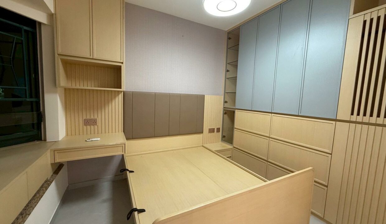 00a4b9d7-21d0-4310-a0e6-a595625bf83a