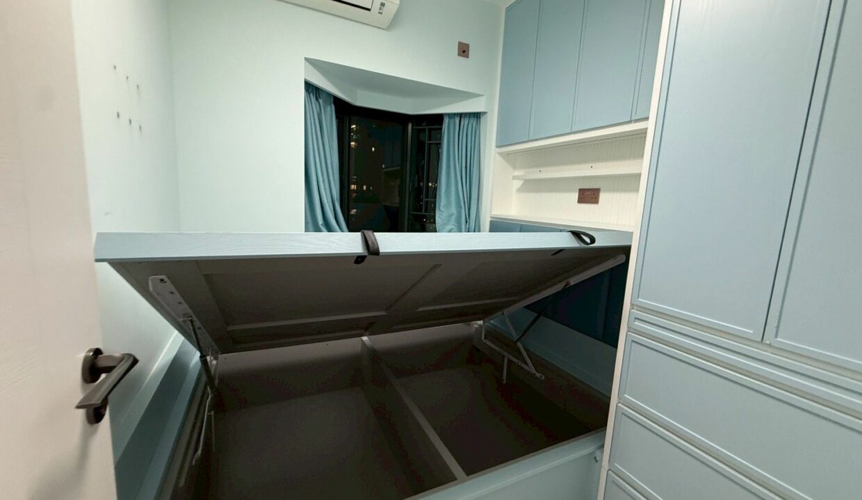 02cb51bf-213e-4318-abdb-3d0145fff71f