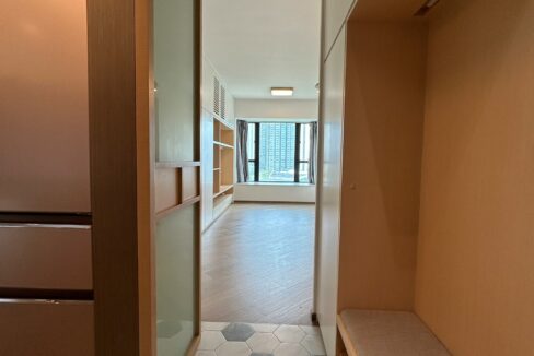 0CDE97F1-BD41-4150-8891-1DDE81F86F96