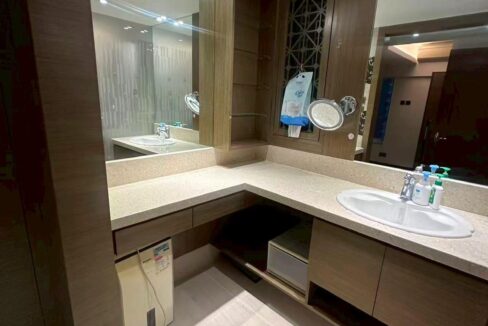 0f67acee-1368-42ca-86d0-e8b61faa2c75