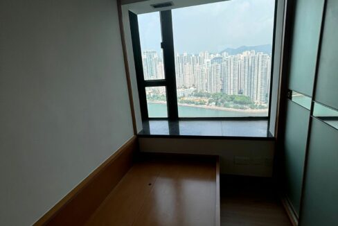 19d775ea-e307-4a7c-96c3-ddbe6d01906b