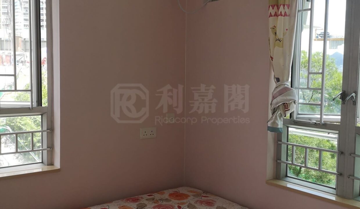 2e127f87-fe61-43d4-9b0e-1acba3393a7d.jpeg