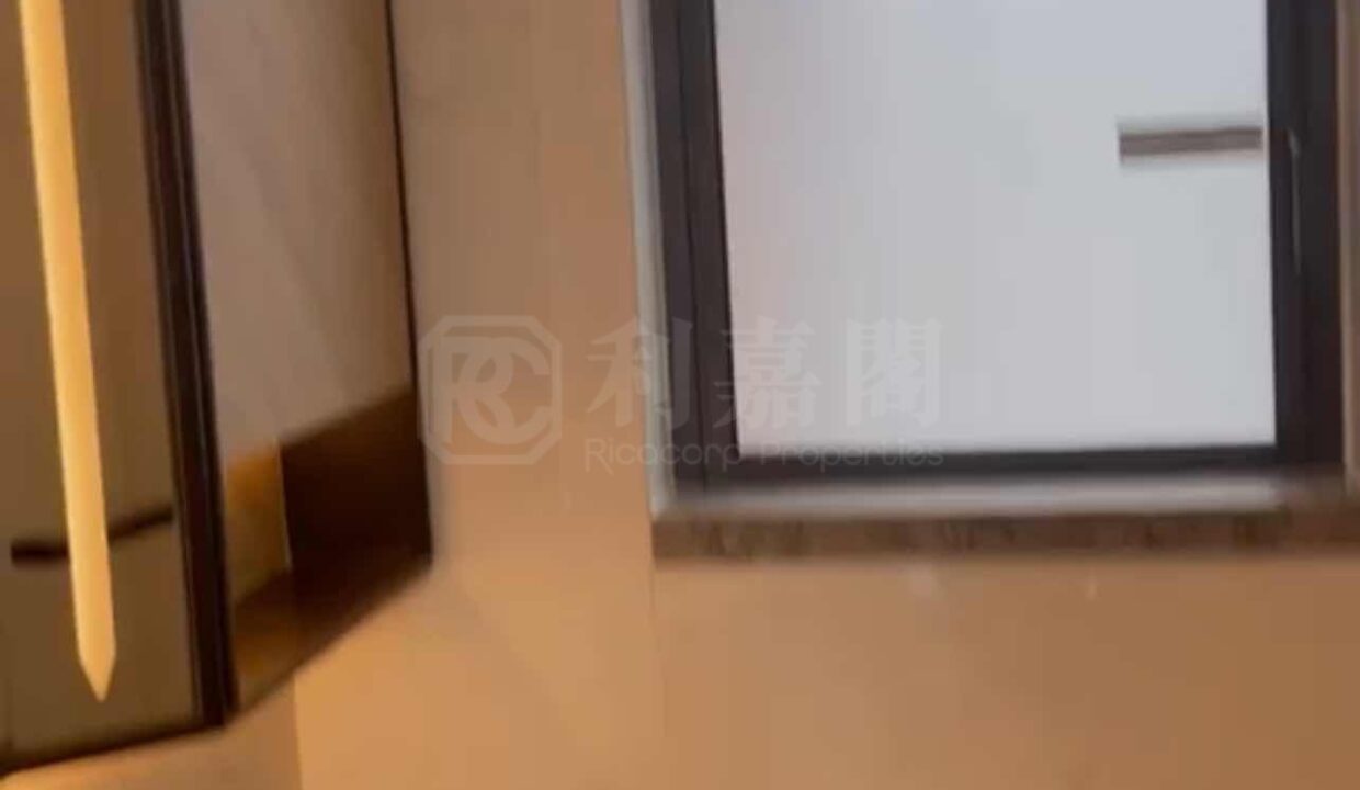 c5234e4c-6d2f-4666-880d-039102e3e65c.jpeg
