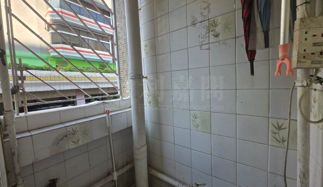 258eb761-7f8b-4f9b-ac8b-c81a7ed1a2e1.jpeg