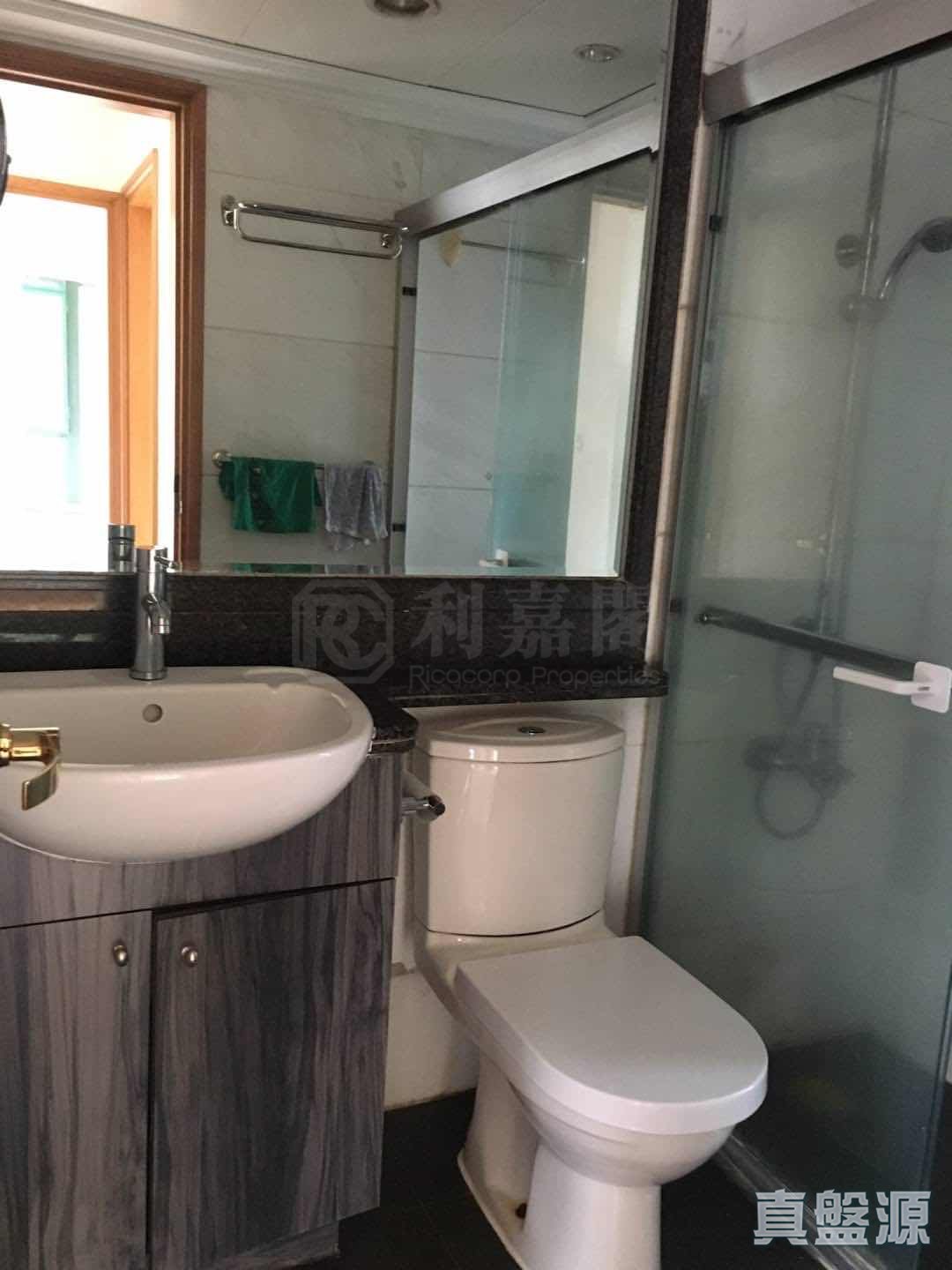 c198089f 8998 40e4 b99a dd33734072d3