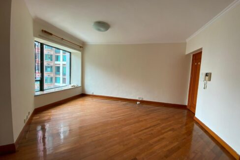 272bf54ac5428357c8b377e75ca7f980