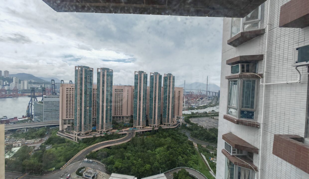 06c9b890-dc8b-45a7-9b62-f504e457e127.jpeg
