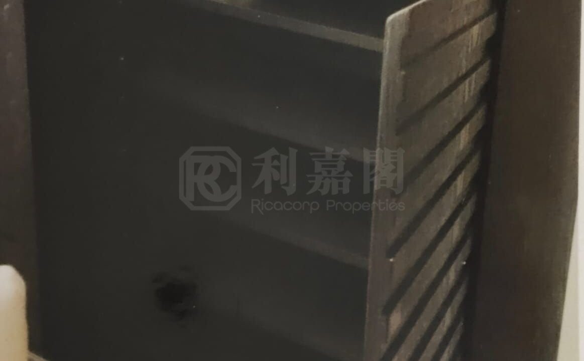 17b856ca-9ef3-4498-84cf-2df528f2d83d.jpeg