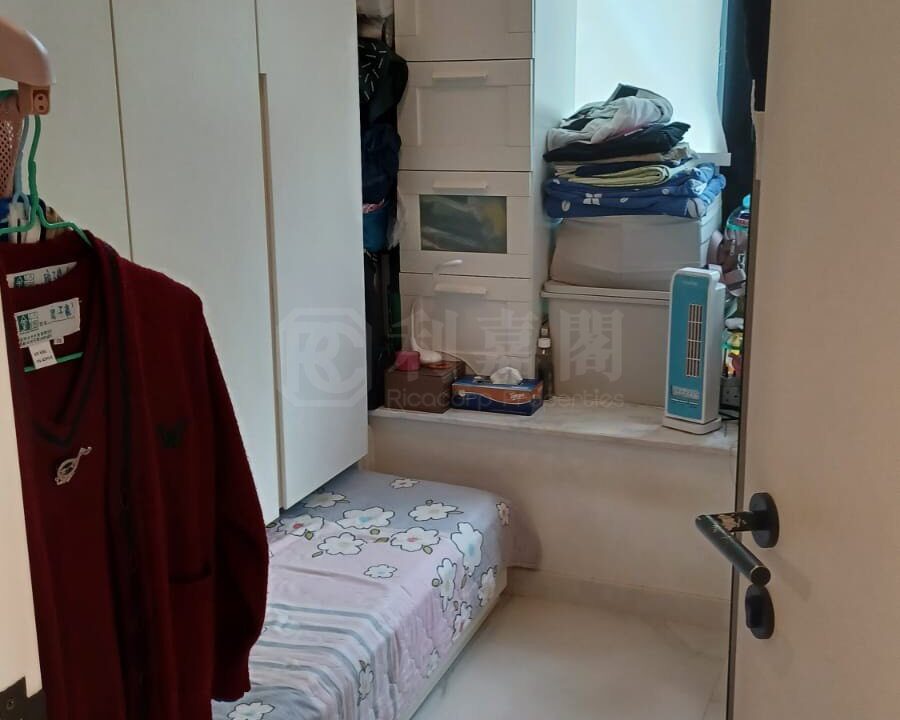 3e7e06ea-2638-469a-8b12-35bdc5ea99bd.jpeg