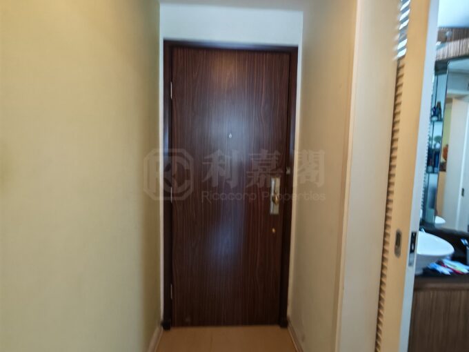 3f3058cc 76df 43d4 b1b6 24eb22b7a8fd