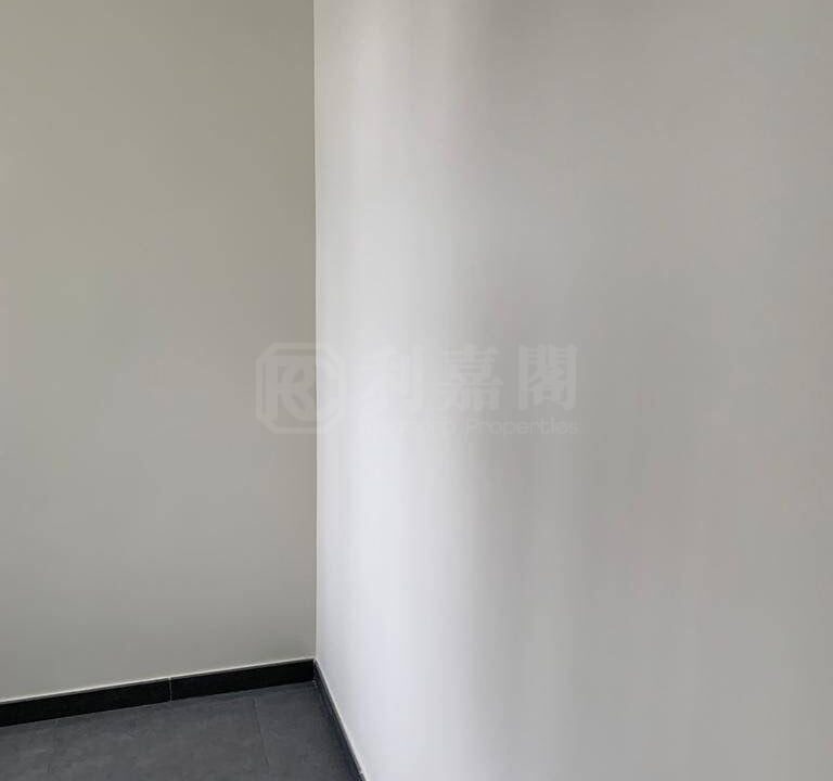 41d2d878-196e-4f41-9170-13603604e017.jpeg