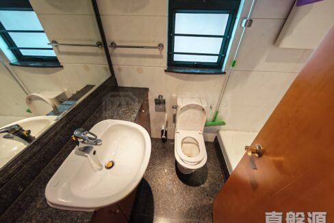 4452dba9-18ee-45ac-8dec-9d9e05bcc0cd-1.jpeg
