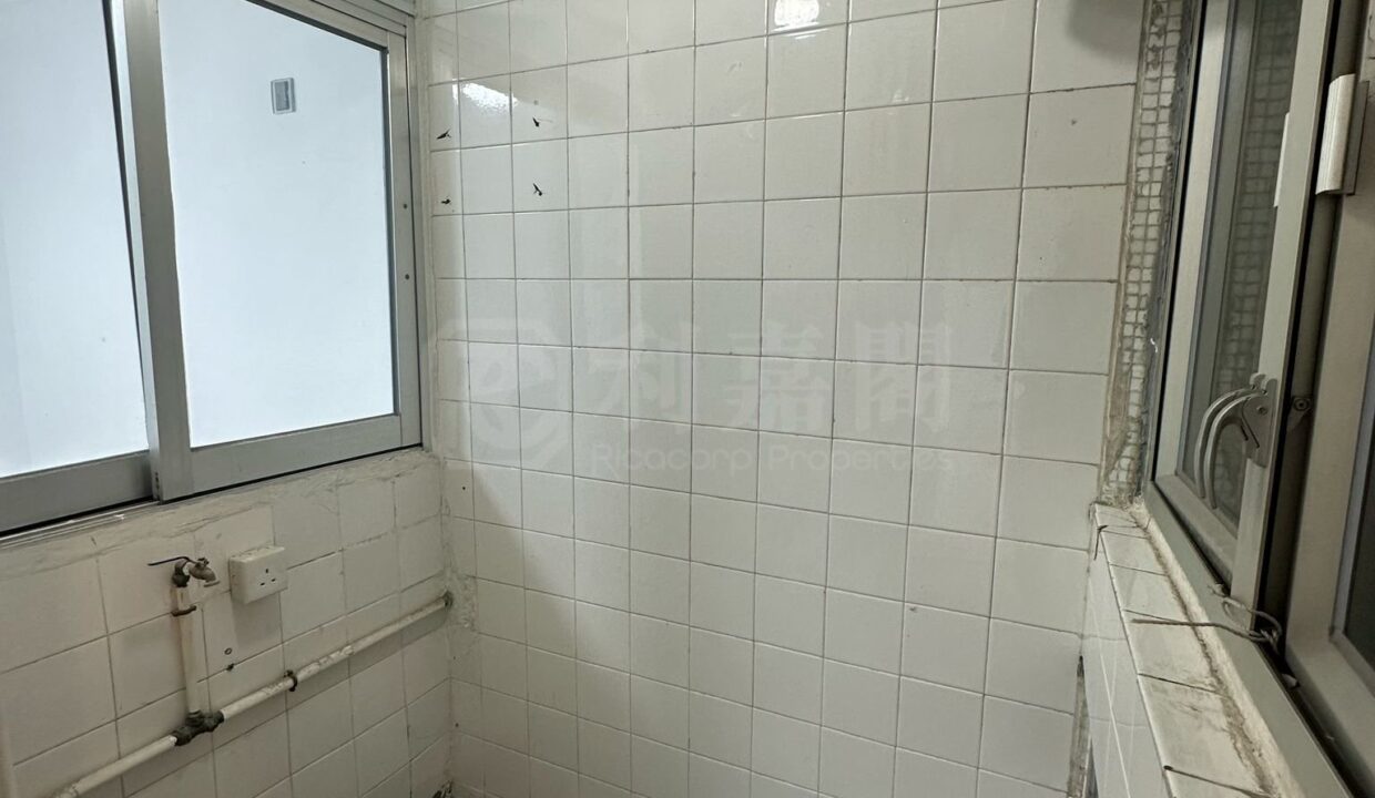 4e011be0-ffeb-4910-a200-9d38e899bcc4.jpeg