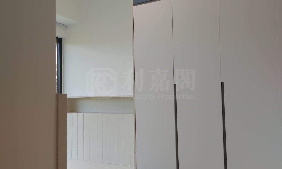 5355db90-eec6-4b4e-a5a3-8d392c6ec659.jpeg