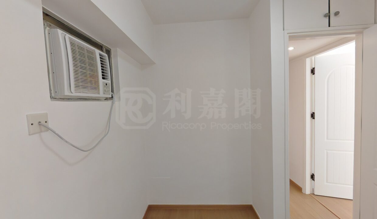 83450a7e-b901-4b0a-92d0-ae4ebe320e33.jpeg