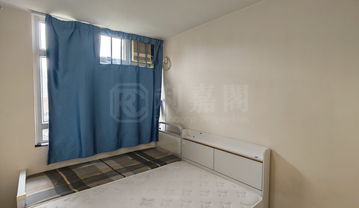 8dc5b7b5-82cf-4507-aee8-8a2cb8ec1888.jpeg