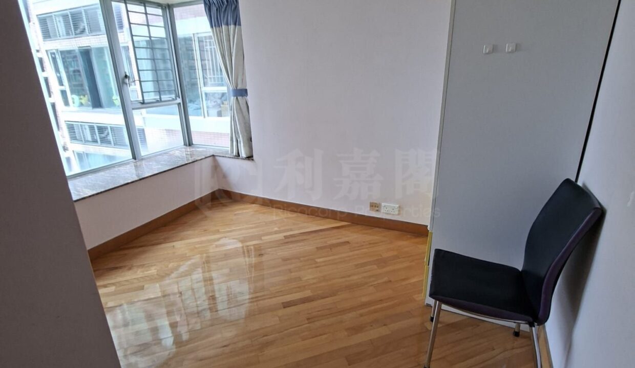 8e7b0b5d-57f2-4aaa-9785-fabb45a63499.jpeg