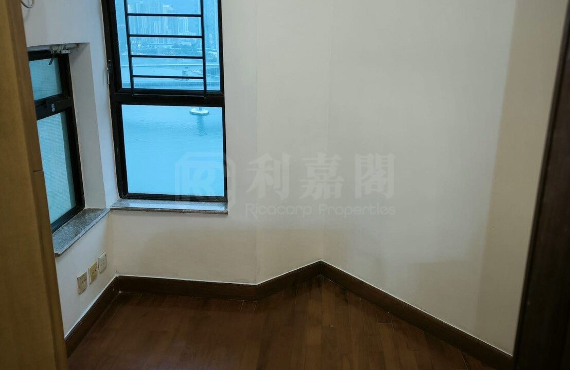 98a95027-6cf7-4c05-a006-0029a84c9ea7.jpeg