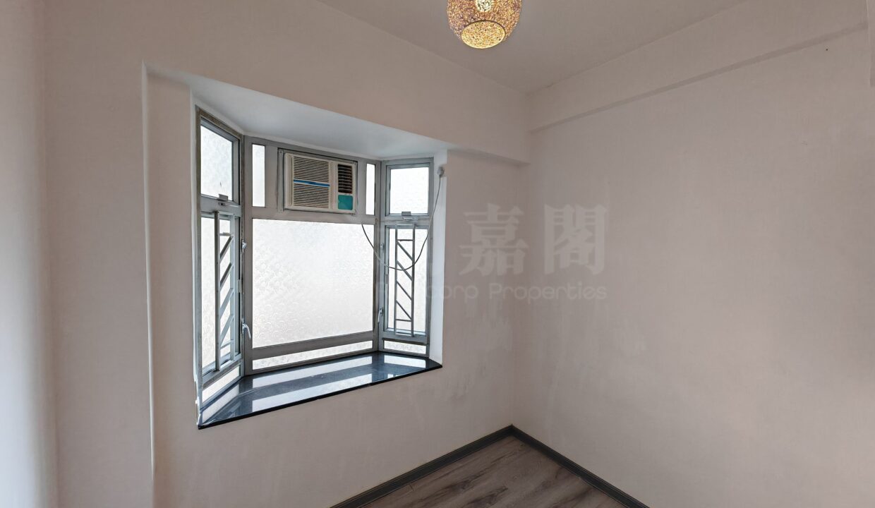 ae261310-aebe-4fae-a582-43d1a9310179.jpeg
