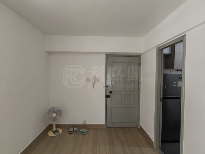 b68ddd15 9035 45ad 96ad 9309daa4518d 2