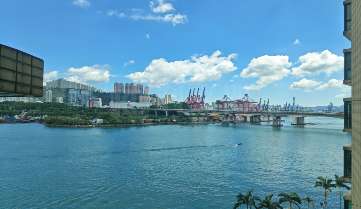 d5c2902d-0ad2-4119-adf8-90fe9b88d820.jpeg