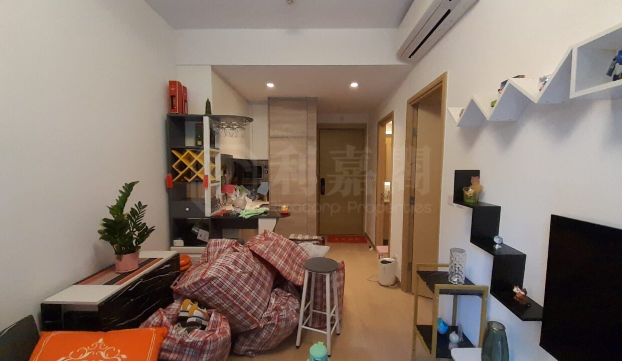 d68839fa-3d08-4d09-9bf2-990cc57b9a5c-5.jpeg