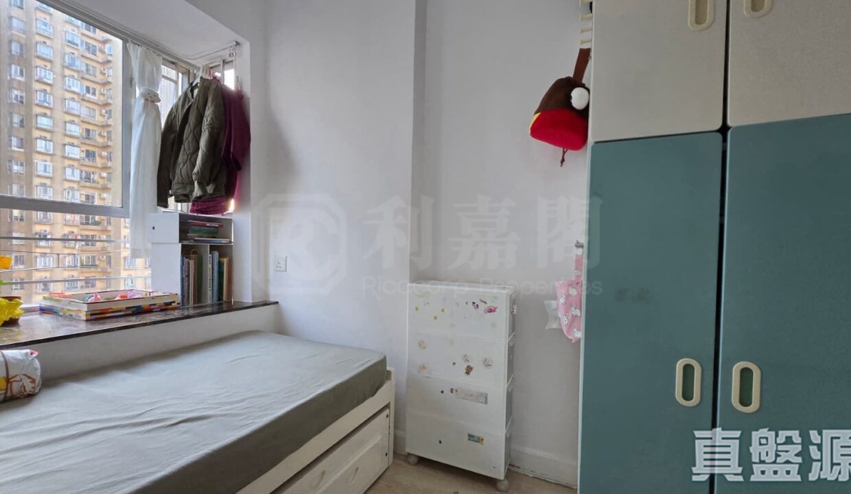 de28e1db-e59c-49c5-ae25-4221ba8a0d84.jpeg