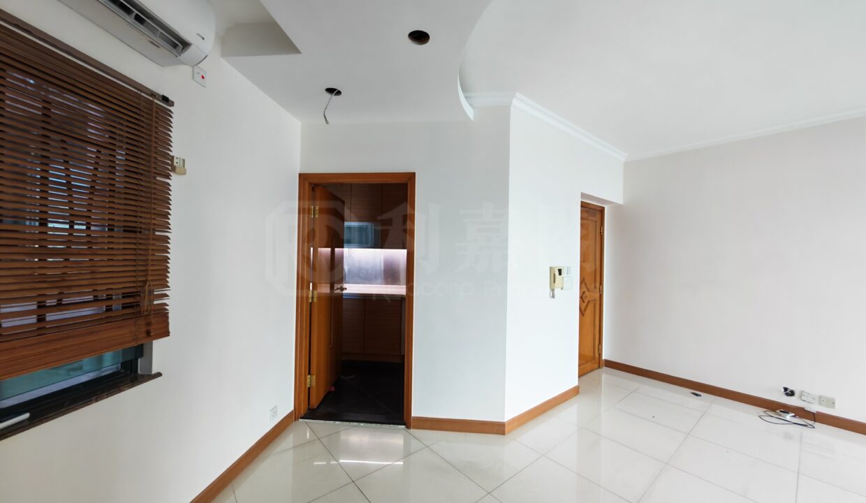 e5be1349-10a7-4185-81d9-9689104f8669.jpeg