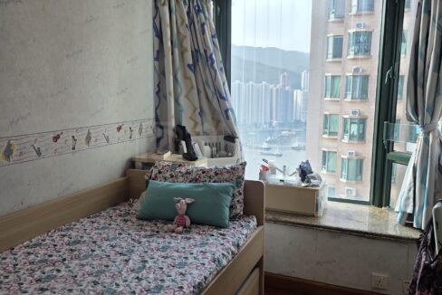 ece84754-15d0-4d04-adb7-a1136165a389.jpeg
