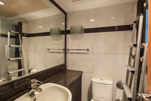 f1f82695-abf5-4feb-bc81-01a890cd06ff.jpeg