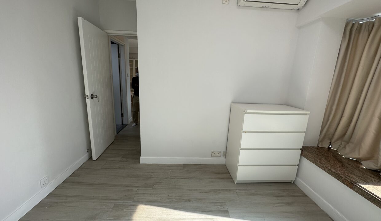 2BE03101-0879-4753-B831-545025D23B6D
