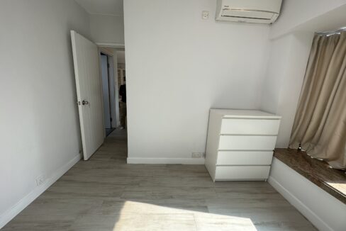 2BE03101-0879-4753-B831-545025D23B6D