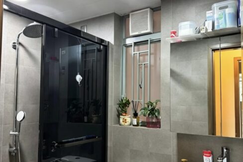 2CAAAC77-290A-4BA1-ABA5-E4223EB66B9A