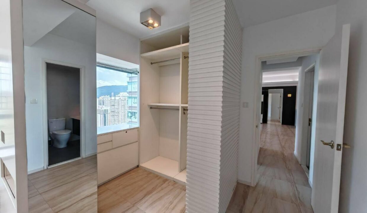 610714323_122109159693166725_7273113980555467333_n