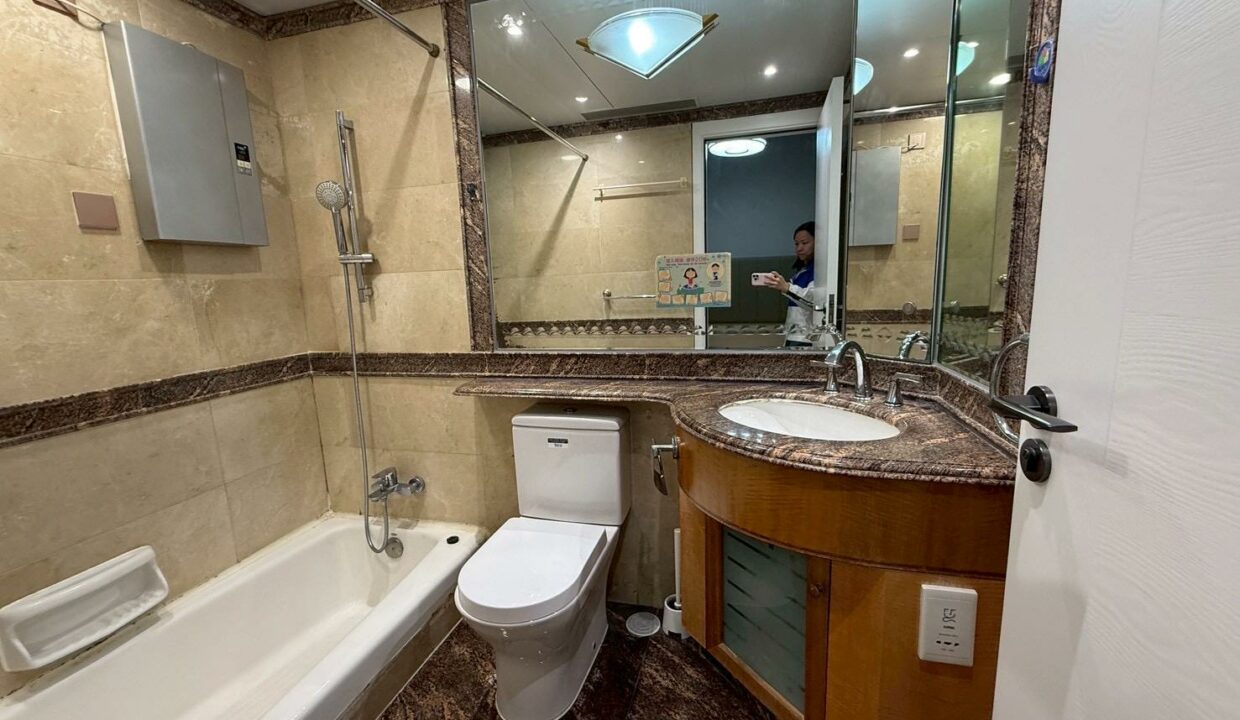 83fb33cf-f5fb-499f-8f0b-da255e0406ba