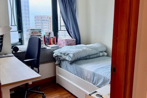 8b215054-f7b4-4067-9054-5c21c76d323f