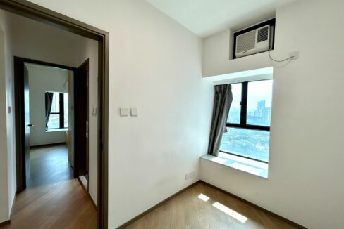 9393C3C7-1008-4EC2-BB15-5519BA350A3E