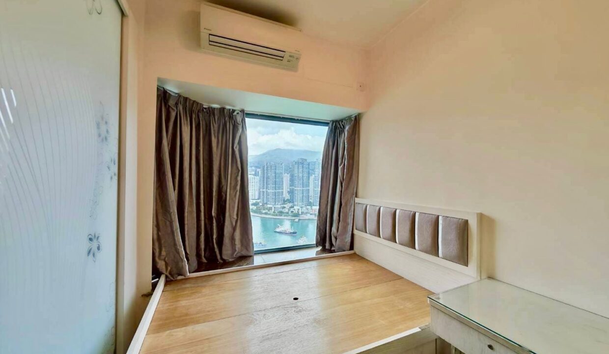 9b78a0b0-4ce9-4b21-8de1-c2359881c5a3