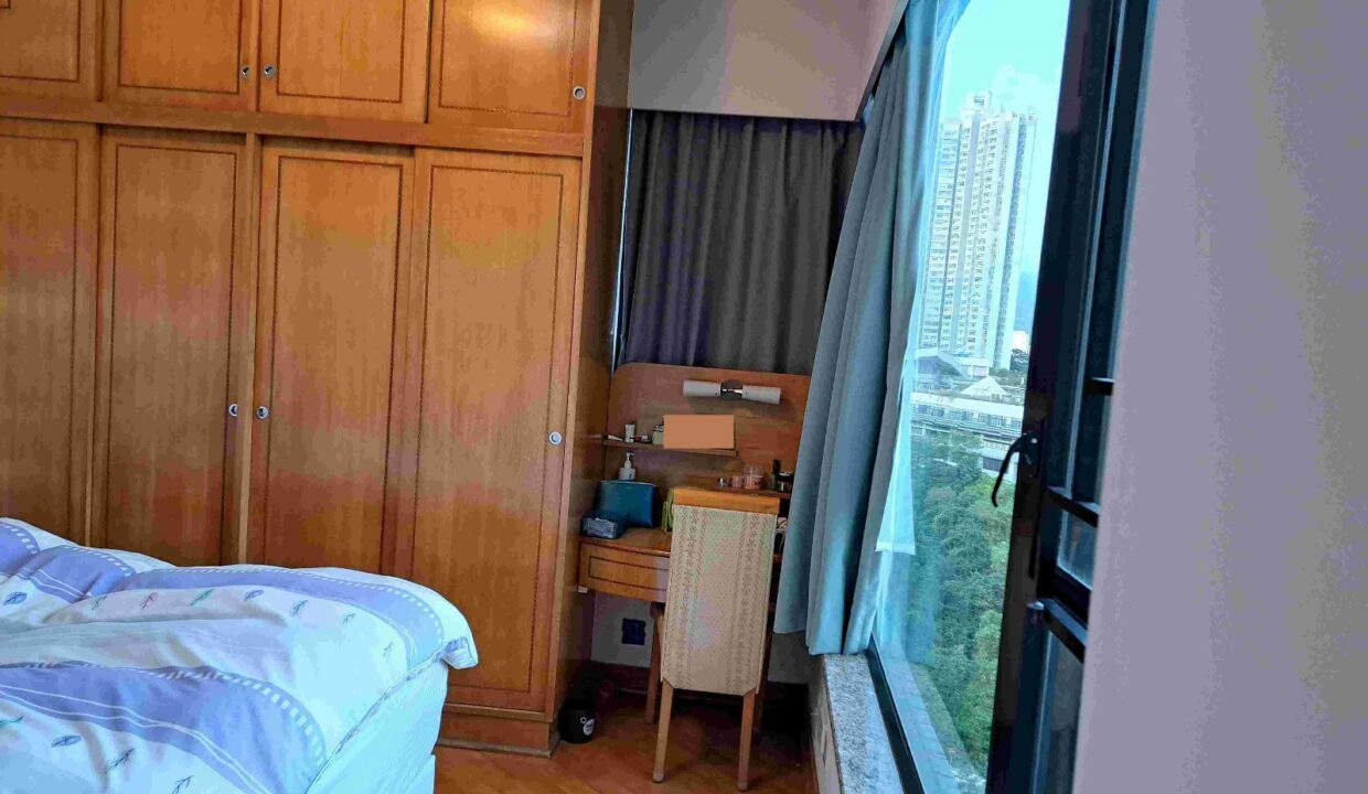 E44877C2-3CC7-4574-8AC5-AC60A81B65A3