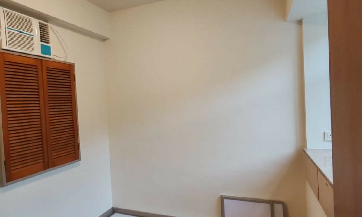 E9FBD13A-21E3-482B-8054-8A869D89D166