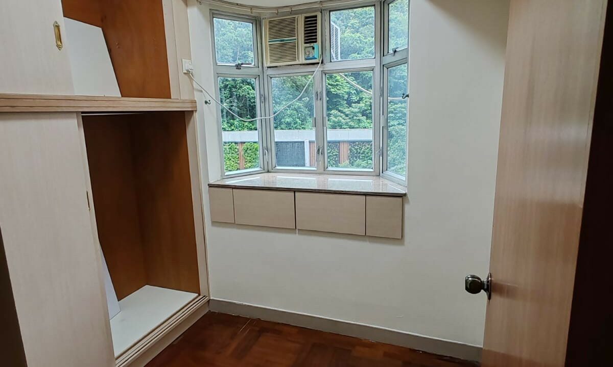 F30EE407-49F0-4C0A-8720-96494142FFCA