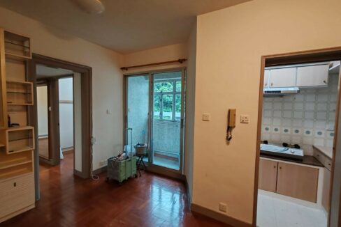 FFA13296-FF69-451A-9BDB-ADAEB0CA813D