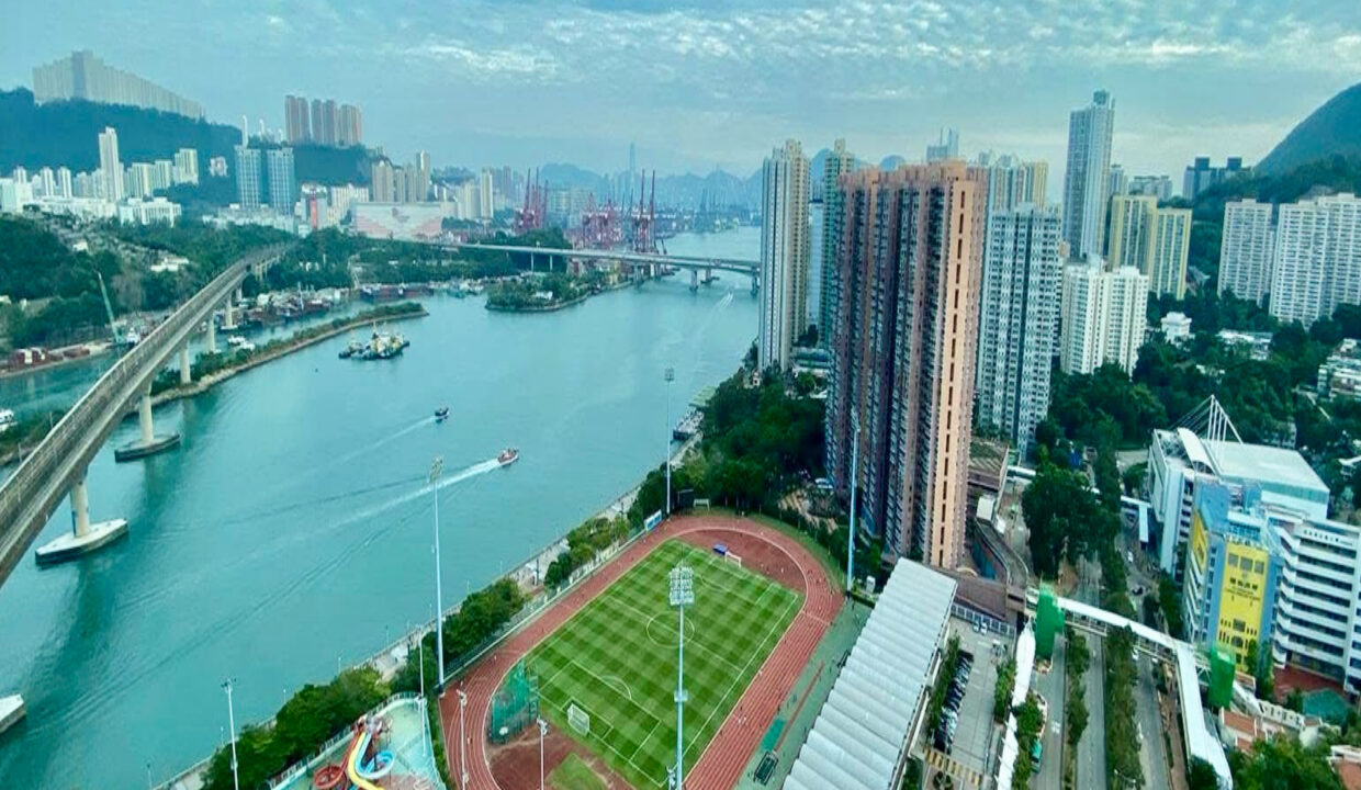 created by photogrid