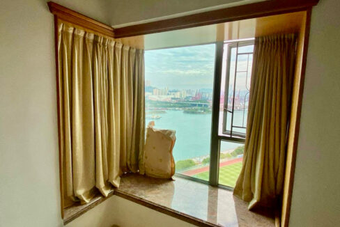 created by photogrid