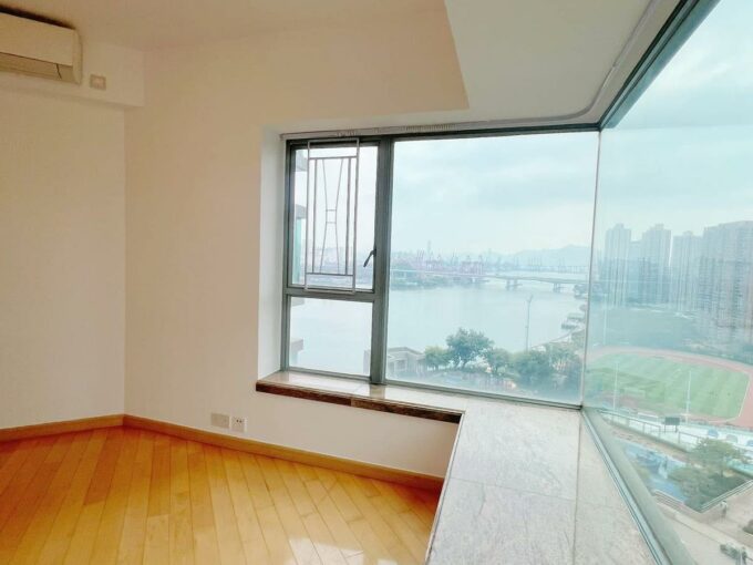 PHOTO 2025 06 25 18 37 08 4 1