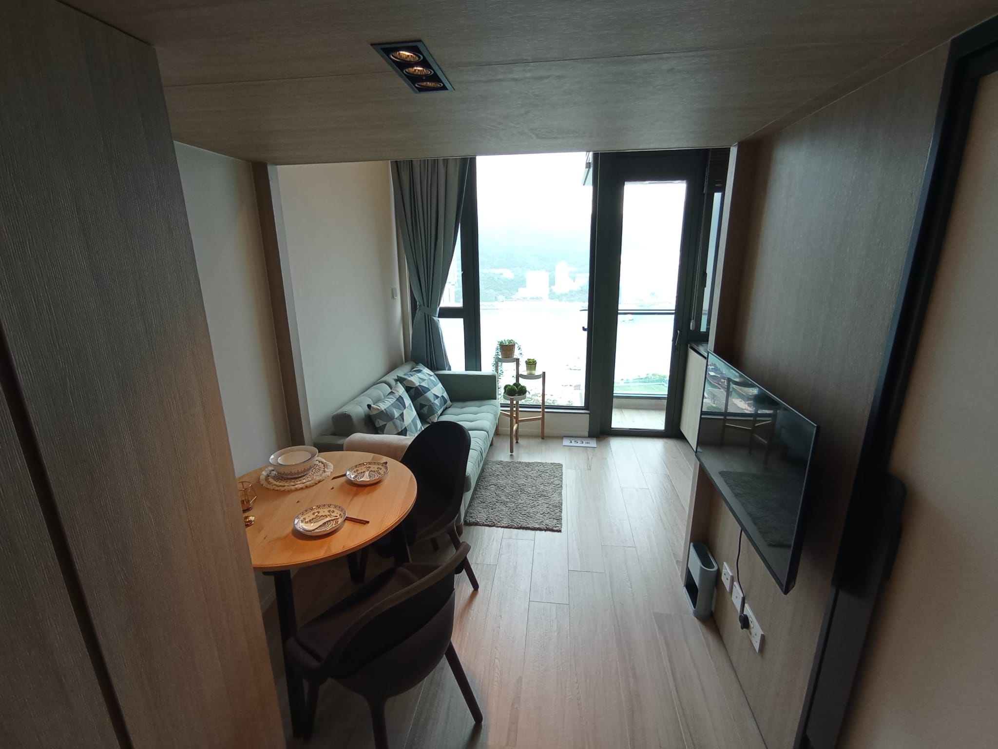 特色罕有 0首期0送稅 全屋傢俬連電器