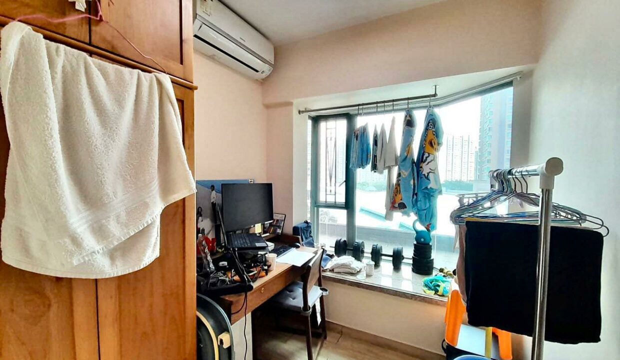 WhatsApp Image 2025-08-17 at 17.27.50 (2)