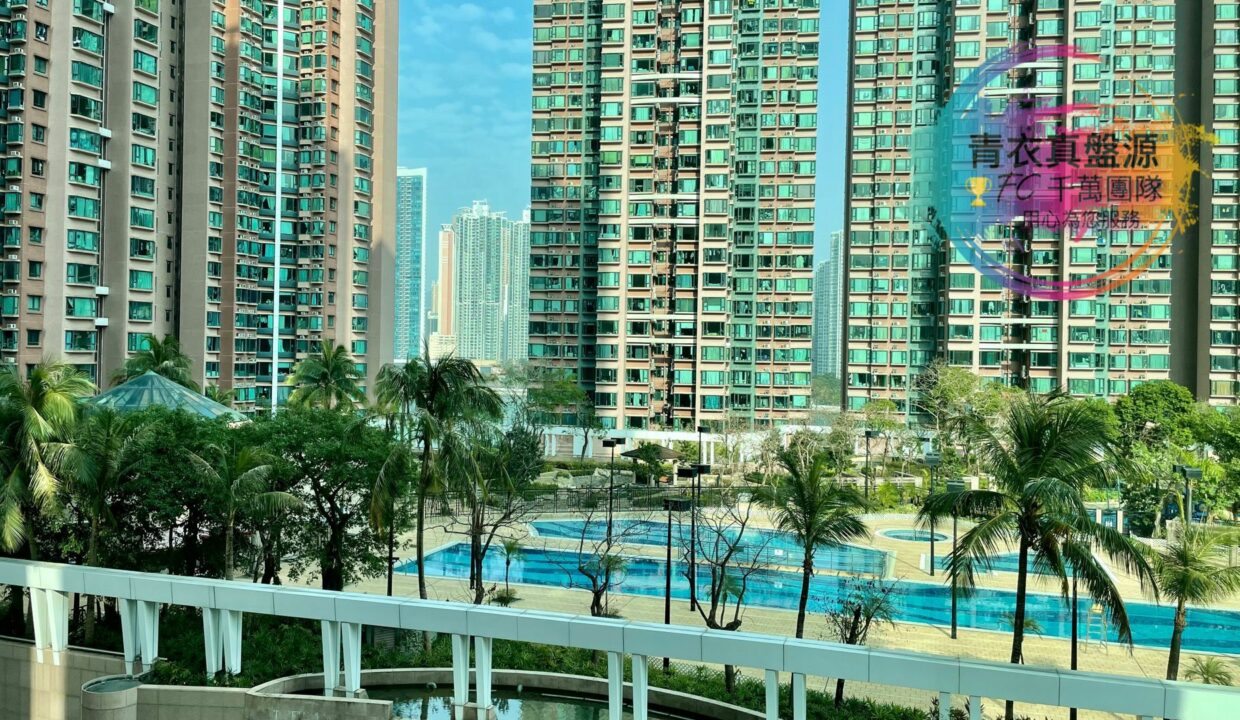 WhatsApp Image 2025-08-28 at 16.06.04