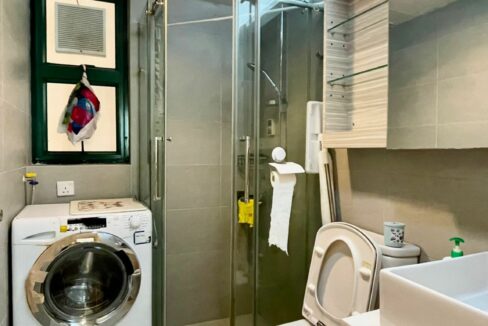 WhatsApp Image 2025-08-28 at 16.06.05 (1)