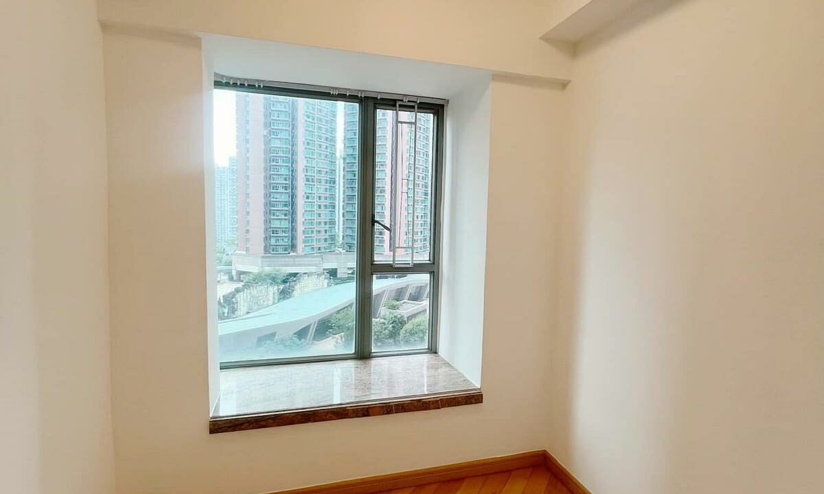 WhatsApp Image 2025-12-07 at 19.53.14 (2)